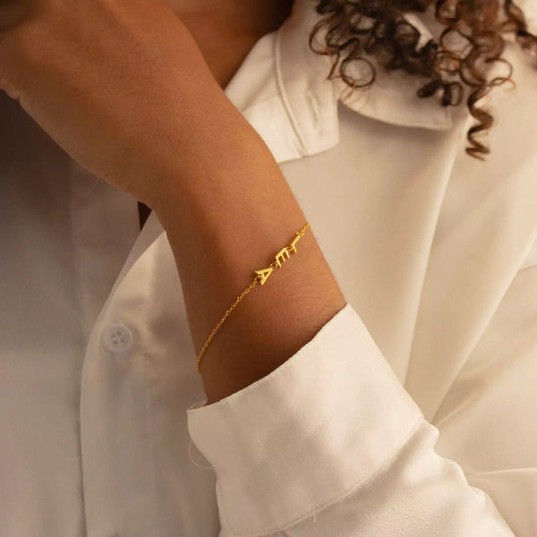SIDEWAYS ARMBAND